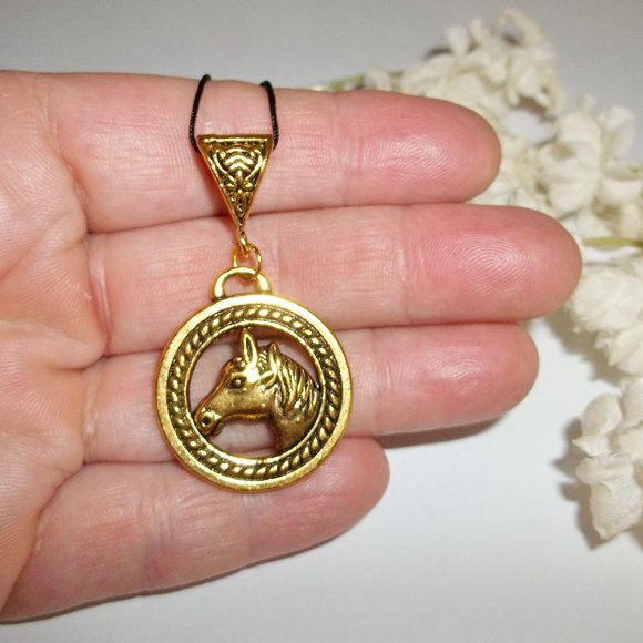 Gold Horse Necklace Pendant Charm Jewelry Set Colt Mare Gift Idea Unisex 5386 - Picture 8 of 10